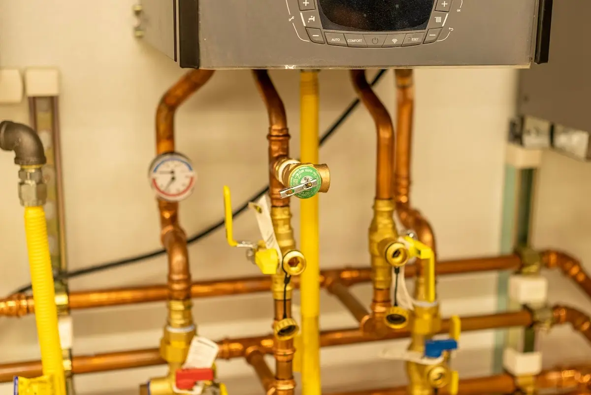 Licensed technician providing Sewer Cleanout for a homeowner in East Hampton